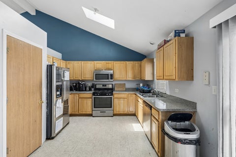 Tiny photo for 5232 Bentgrass Avenue, Richton Park, IL 60471 (MLS # 12669000)