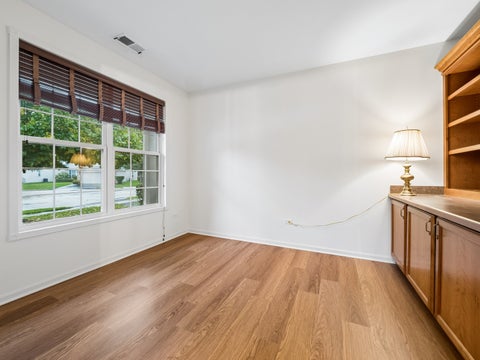 Tiny photo for 2491 Sandlewood Circle, Elgin, IL 60124 (MLS # 12770451)