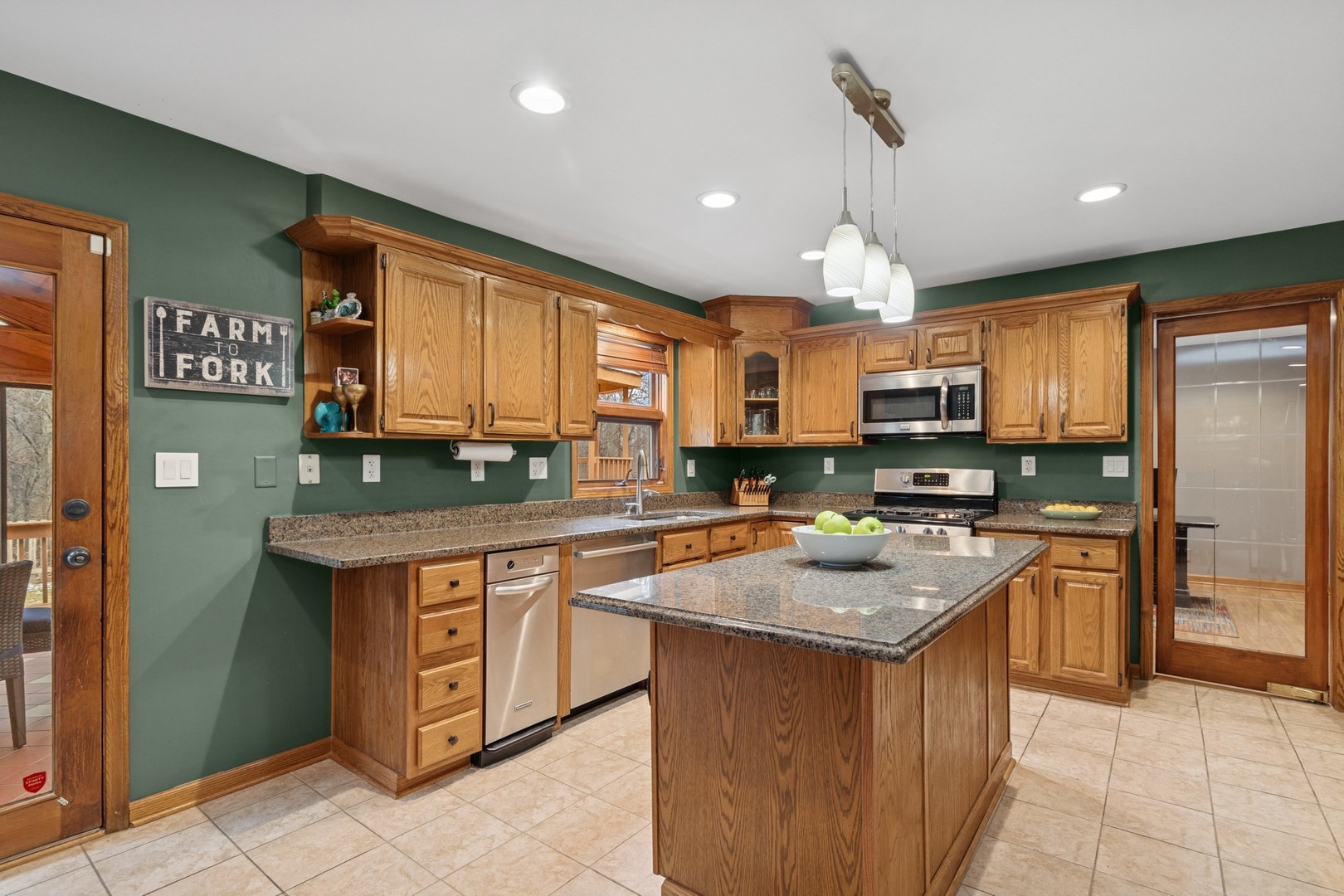 17543 W Hawk Court