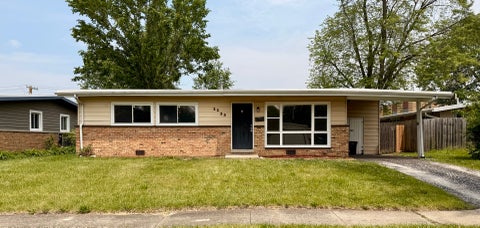 Photo of 1133 Parkview Avenue, Chicago Heights, IL 60411 (MLS # 12677075)