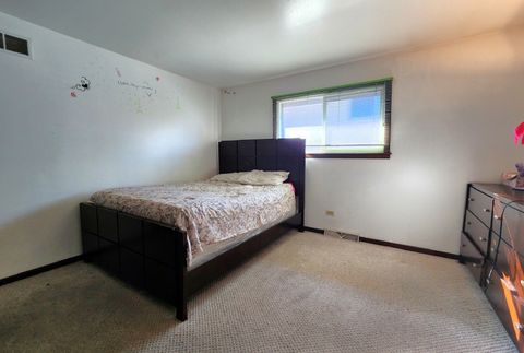 Tiny photo for 3461 S Manor Drive, Lansing, IL 60438 (MLS # 12499469)