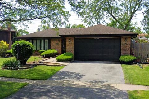 Tiny photo for 3461 S Manor Drive, Lansing, IL 60438 (MLS # 12499469)