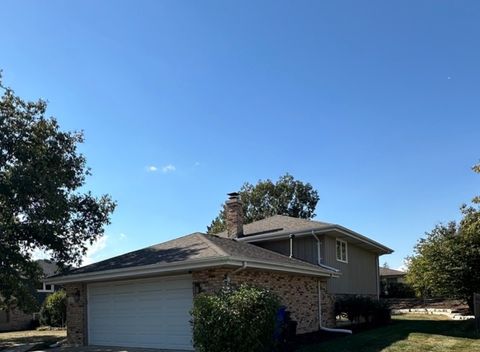 Tiny photo for 11637 Brookview Lane, Orland Park, IL 60467 (MLS # 12499353)