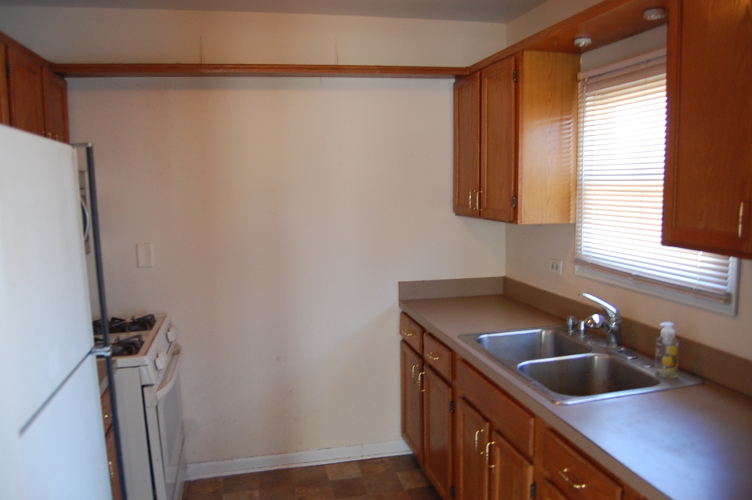 21702 W Edgewood Avenue