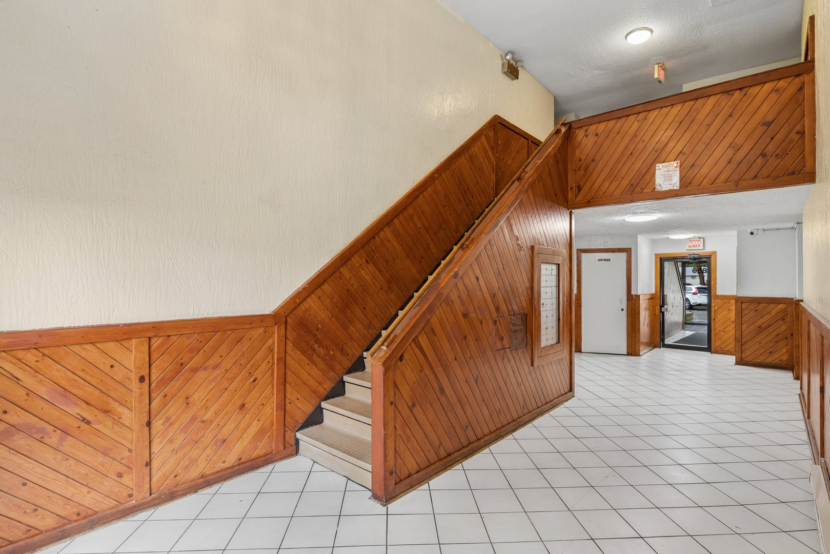 850 E Old Willow Road 211