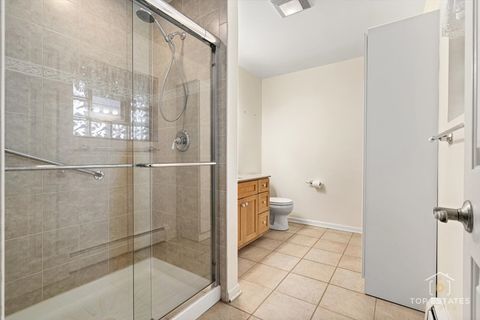 Tiny photo for 10 N Wildwood Drive, Prospect Heights, IL 60070 (MLS # 12513984)