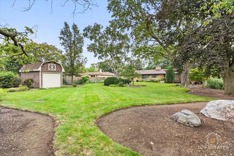 Tiny photo for 10 N Wildwood Drive, Prospect Heights, IL 60070 (MLS # 12513984)