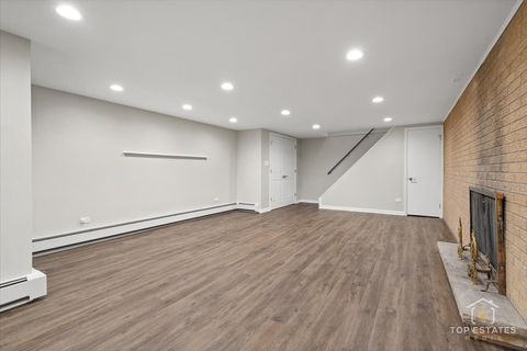 Tiny photo for 10 N Wildwood Drive, Prospect Heights, IL 60070 (MLS # 12513984)