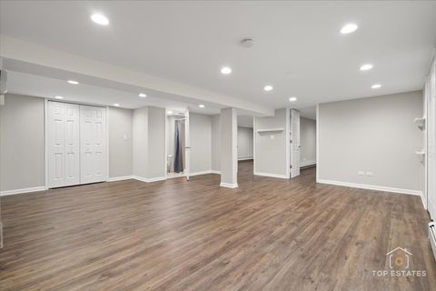 Tiny photo for 10 N Wildwood Drive, Prospect Heights, IL 60070 (MLS # 12513984)