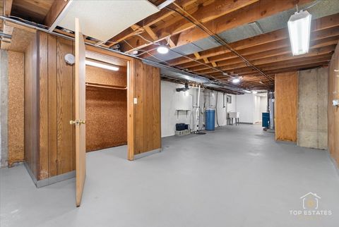 Tiny photo for 10 N Wildwood Drive, Prospect Heights, IL 60070 (MLS # 12513984)