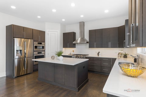 Tiny photo for 32 N Acacia Drive, Hawthorn Woods, IL 60047 (MLS # 12791298)