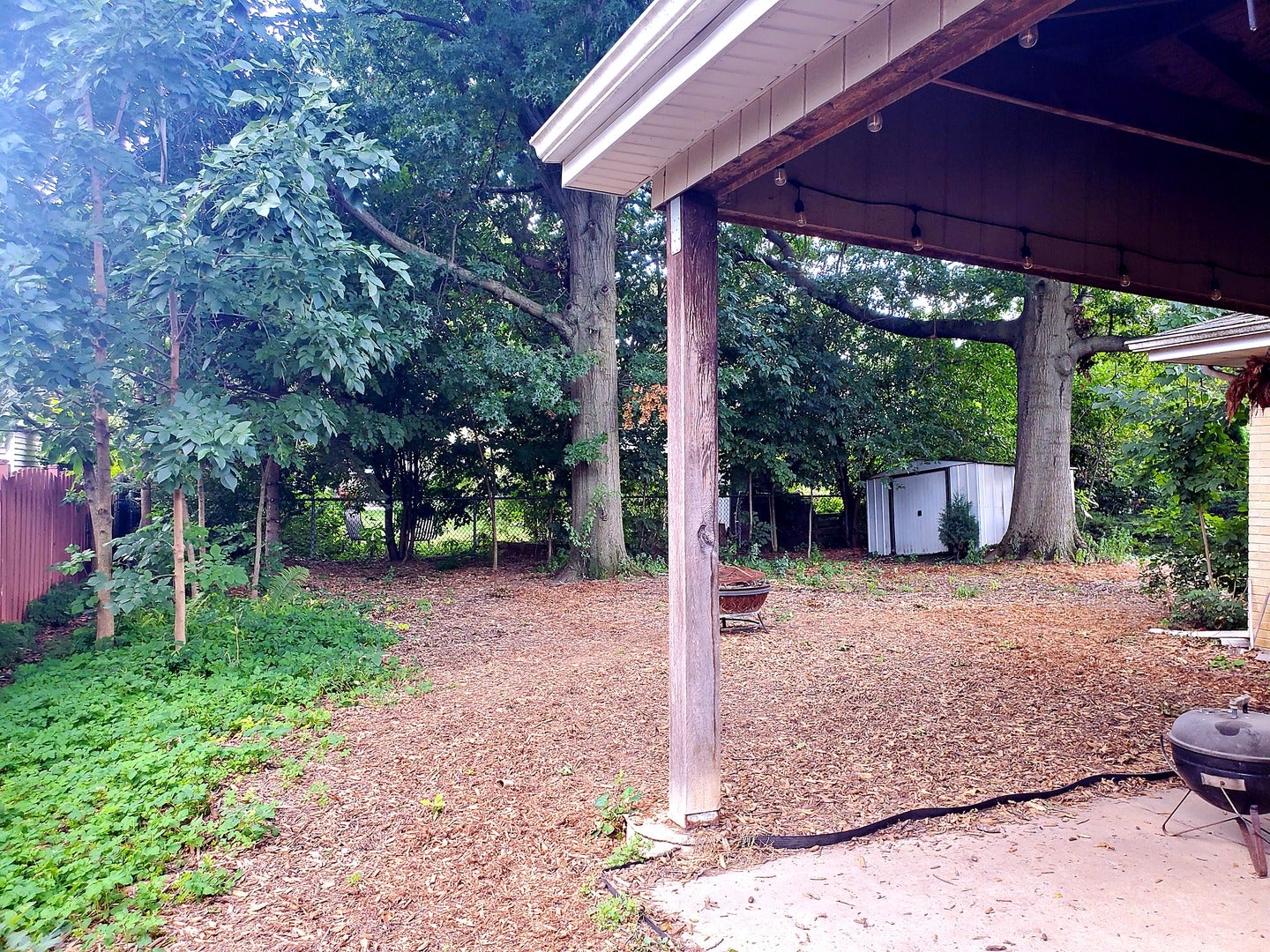 1221 W Lonnquist Boulevard
