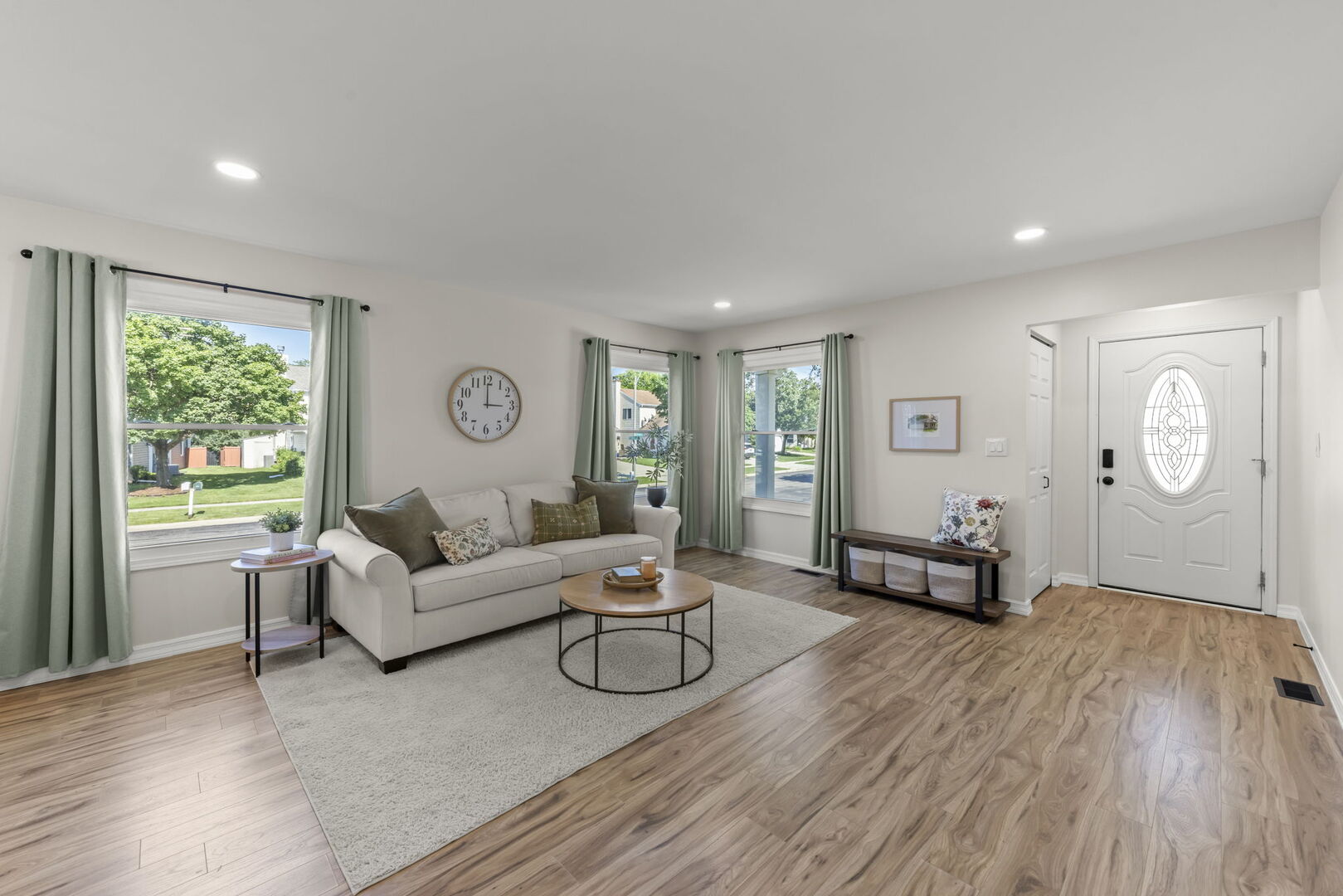 855 Peoria Court