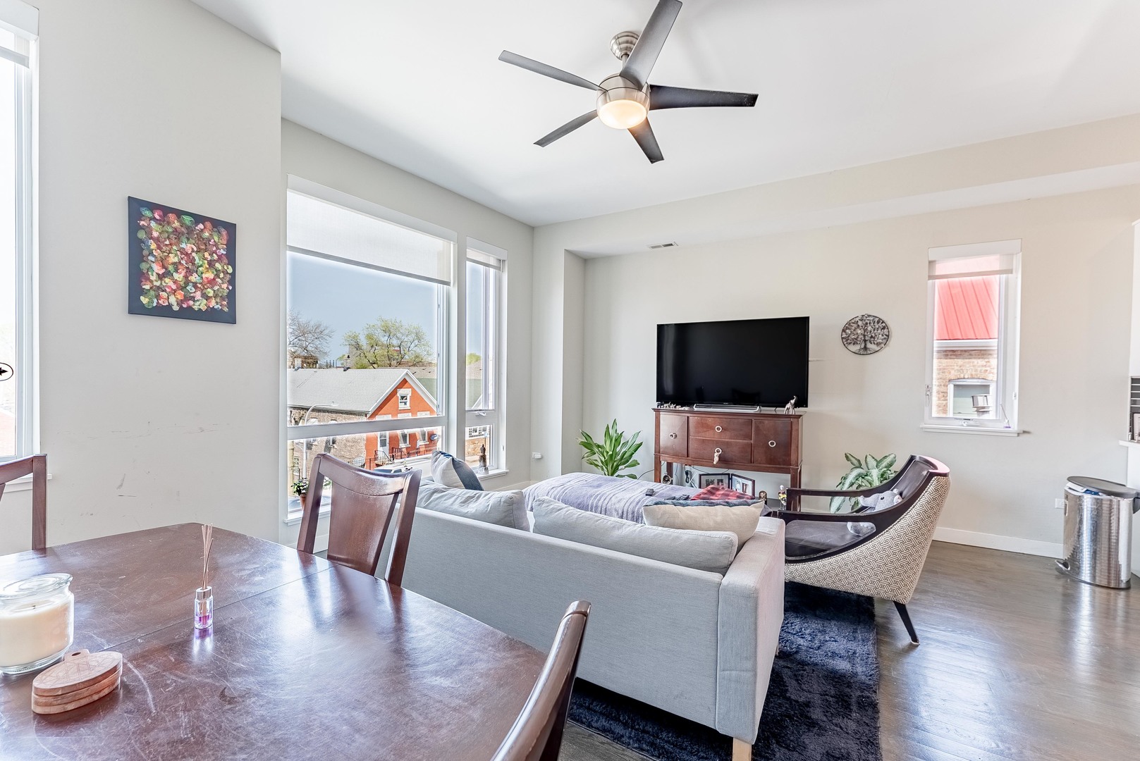 2143 W 19th Street 3
