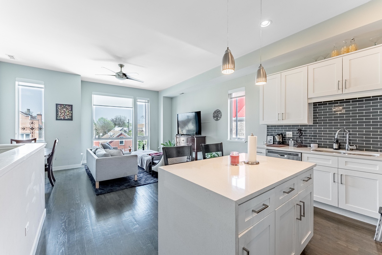 2143 W 19th Street 3