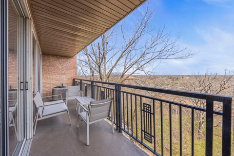 Tiny photo for 5900 Oakwood Drive #5F, Lisle, IL 60532 (MLS # 12615453)