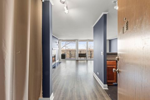 Tiny photo for 5900 Oakwood Drive #5F, Lisle, IL 60532 (MLS # 12615453)