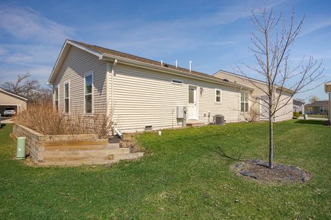 Tiny photo for 1517 Concord Court, Grayslake, IL 60030 (MLS # 12611873)