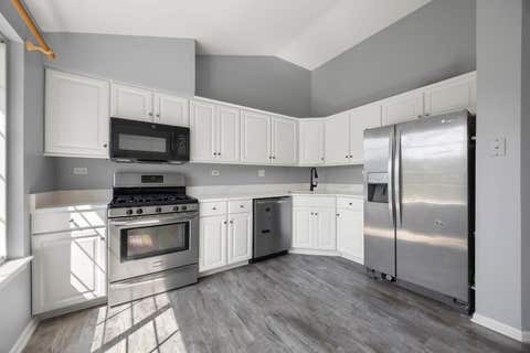 Tiny photo for 172 Concord Lane #172, Carol Stream, IL 60188 (MLS # 12678881)