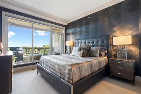 Tiny photo for 2550 N Lakeview Avenue #S605, Chicago, IL 60614 (MLS # 12503566)