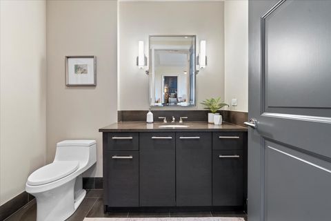 Tiny photo for 2550 N Lakeview Avenue #S605, Chicago, IL 60614 (MLS # 12503566)