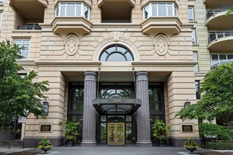 Tiny photo for 2550 N Lakeview Avenue #S605, Chicago, IL 60614 (MLS # 12503566)