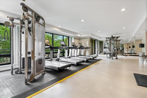 Tiny photo for 2550 N Lakeview Avenue #S605, Chicago, IL 60614 (MLS # 12503566)