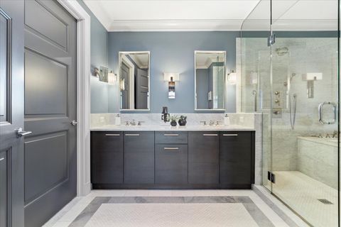 Tiny photo for 2550 N Lakeview Avenue #S605, Chicago, IL 60614 (MLS # 12503566)