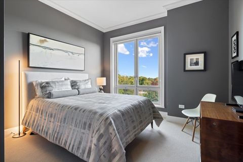 Tiny photo for 2550 N Lakeview Avenue #S605, Chicago, IL 60614 (MLS # 12503566)