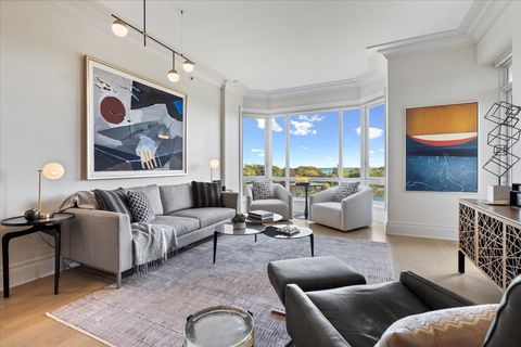 Tiny photo for 2550 N Lakeview Avenue #S605, Chicago, IL 60614 (MLS # 12503566)