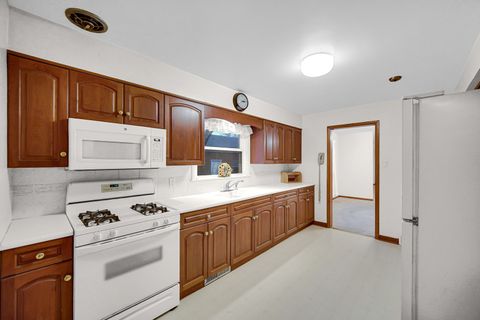 Tiny photo for 18423 Homewood Avenue, Homewood, IL 60430 (MLS # 12525272)