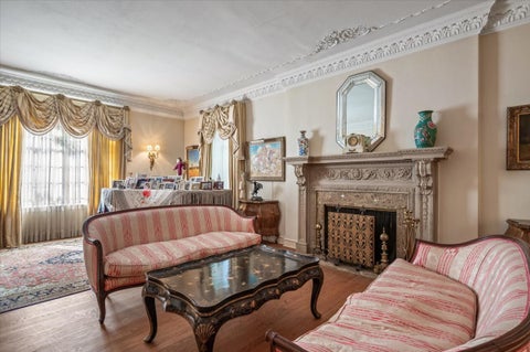 Tiny photo for 54 Kenilworth Avenue, Kenilworth, IL 60043 (MLS # 12682934)