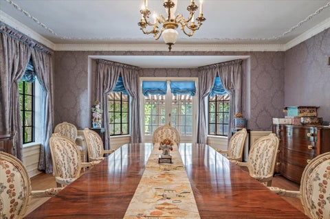 Tiny photo for 54 Kenilworth Avenue, Kenilworth, IL 60043 (MLS # 12682934)