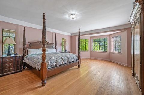 Tiny photo for 54 Kenilworth Avenue, Kenilworth, IL 60043 (MLS # 12682934)