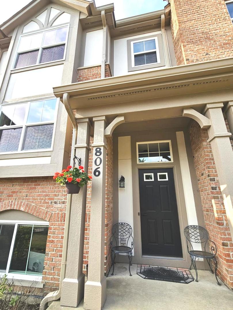 806 June Terrace