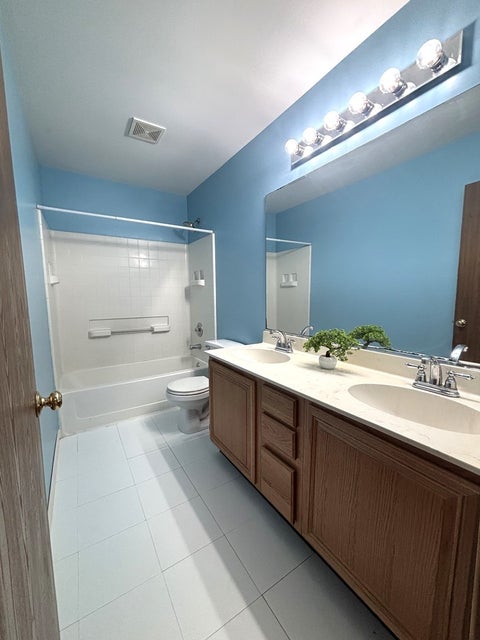 Tiny photo for 328 Barnaby Drive, Oswego, IL 60543 (MLS # 12712634)