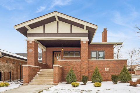 Tiny photo for 9900 S Seeley Avenue, Chicago, IL 60643 (MLS # 12550603)