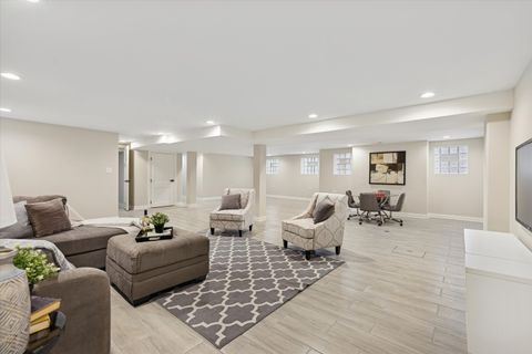 Tiny photo for 9900 S Seeley Avenue, Chicago, IL 60643 (MLS # 12550603)