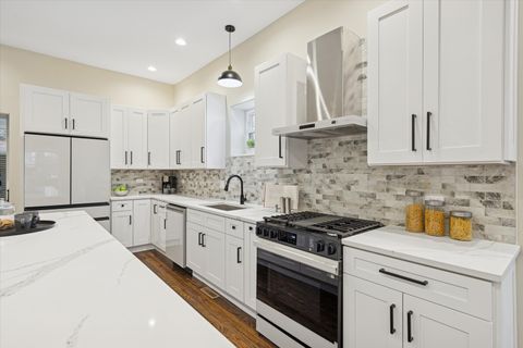 Tiny photo for 9900 S Seeley Avenue, Chicago, IL 60643 (MLS # 12550603)