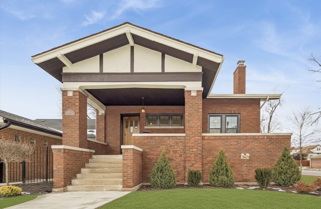 9900 S Seeley Avenue