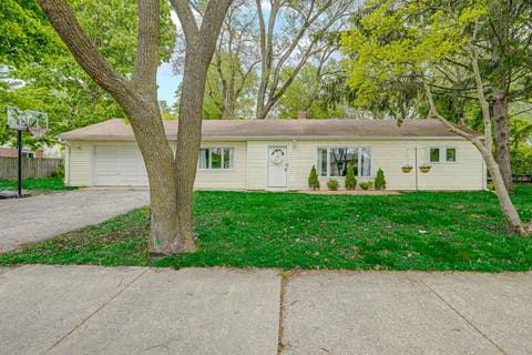 Photo of 1415 Deerfield Place, Highland Park, IL 60035 (MLS # 12642107)