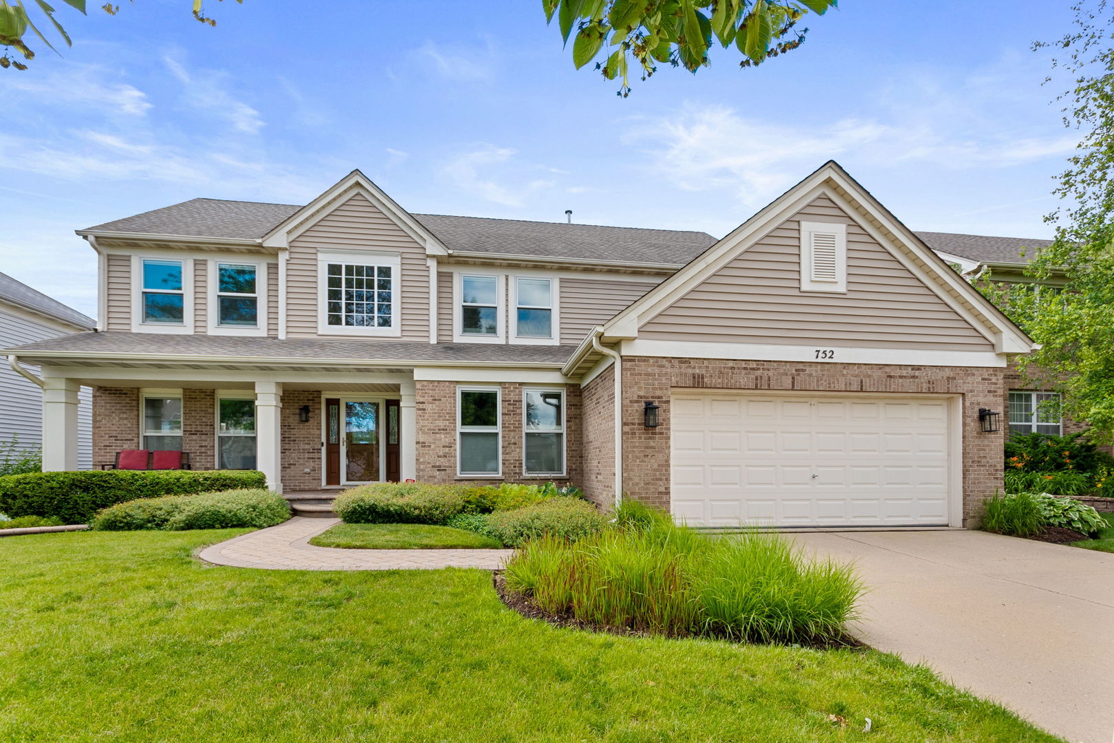 752 Easton Lane
