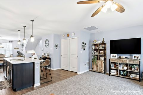 Tiny photo for 6621 Sassafras Way #B, Wonder Lake, IL 60097 (MLS # 12538511)