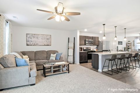 Tiny photo for 6621 Sassafras Way #B, Wonder Lake, IL 60097 (MLS # 12538511)