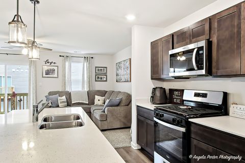 Tiny photo for 6621 Sassafras Way #B, Wonder Lake, IL 60097 (MLS # 12538511)