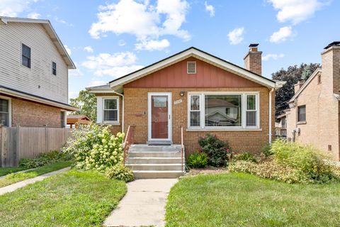 Tiny photo for 9338 S Ridgeway Avenue, Evergreen Park, IL 60805 (MLS # 12441551)