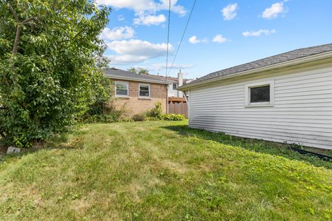 Tiny photo for 9338 S Ridgeway Avenue, Evergreen Park, IL 60805 (MLS # 12441551)