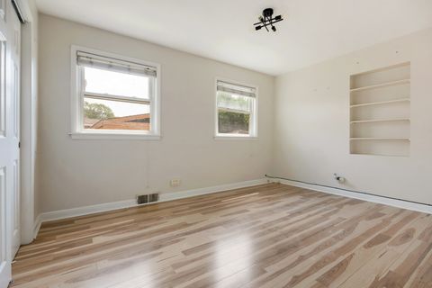 Tiny photo for 9338 S Ridgeway Avenue, Evergreen Park, IL 60805 (MLS # 12441551)