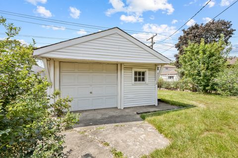 Tiny photo for 9338 S Ridgeway Avenue, Evergreen Park, IL 60805 (MLS # 12441551)