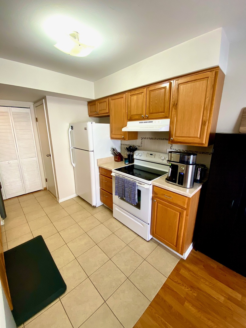 2346 Old Kings Court 2346